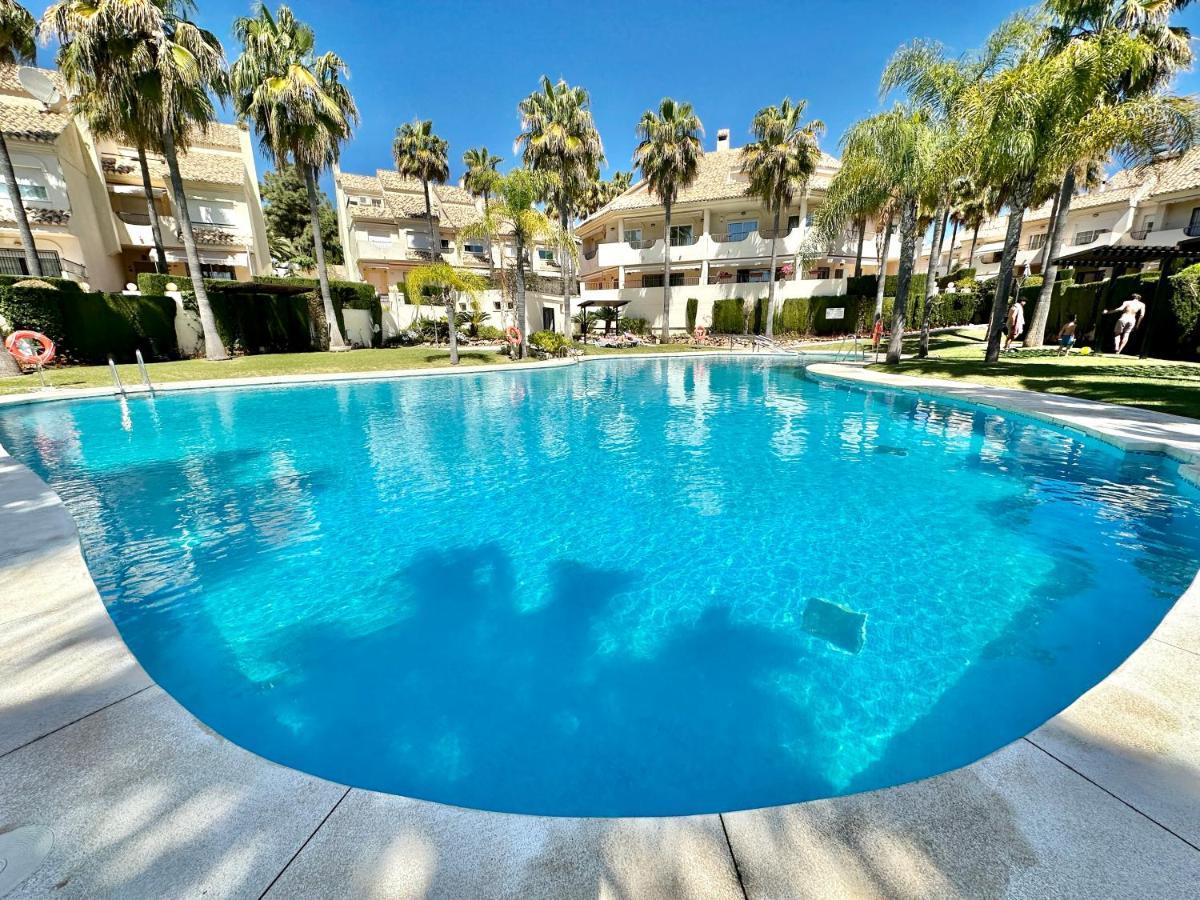 El Arenal Townhouse By The Beach With Swimming Pool - Eaw Homes Marbella Esterno foto