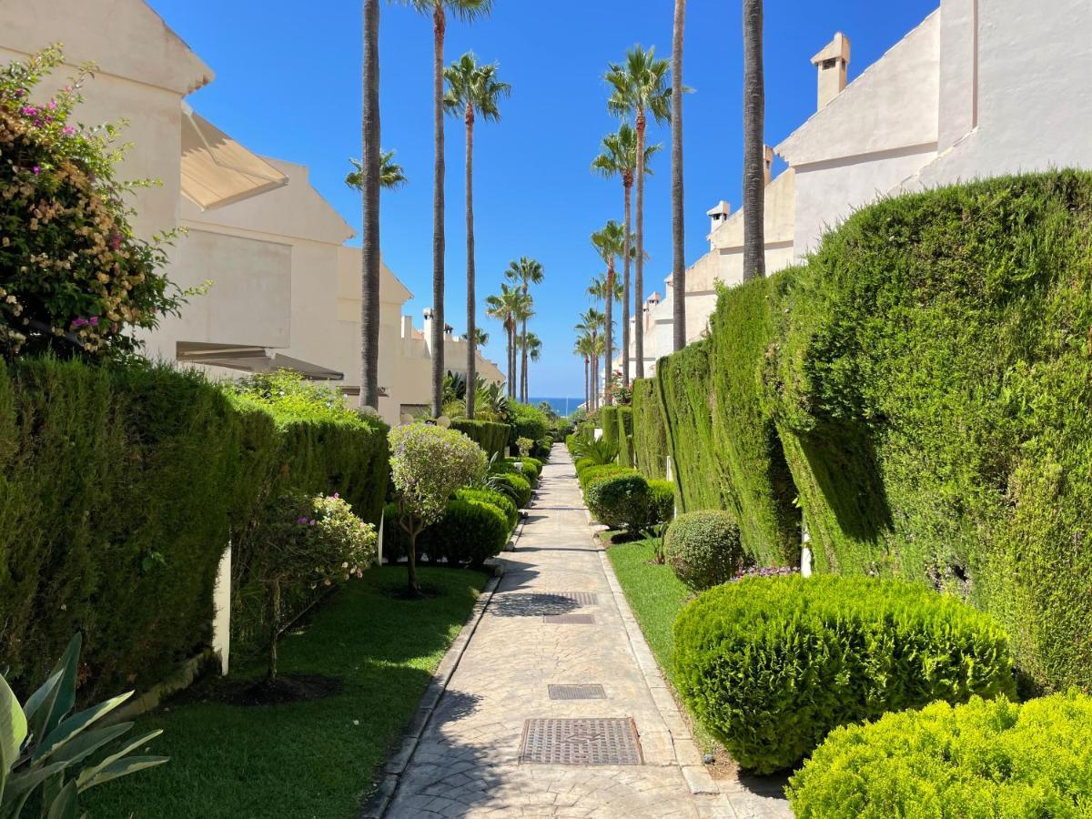 El Arenal Townhouse By The Beach With Swimming Pool - Eaw Homes Marbella Esterno foto