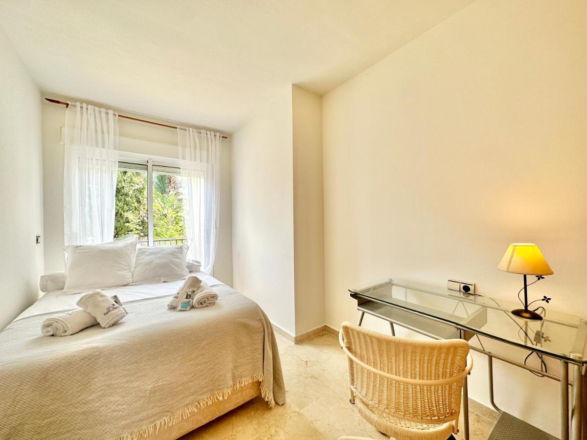 El Arenal Townhouse By The Beach With Swimming Pool - Eaw Homes Marbella Esterno foto